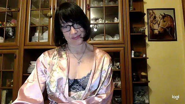 Snapshot of Vlastelina chatting on April 2026 06:45:02 PM Vlastelina online show from April 2026 06:45:02 PM