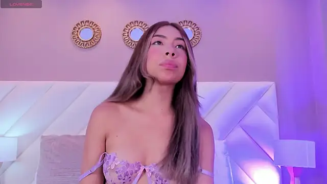 Snapshot of ValeryGomezz chatting on May 2026 02:45:02 PM ValeryGomezz online show from May 2026 02:45:02 PM