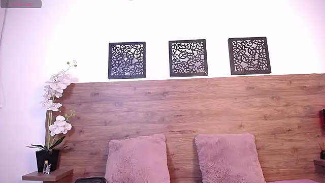 Shanna Wells online show from February 2026 12:00:01 PM