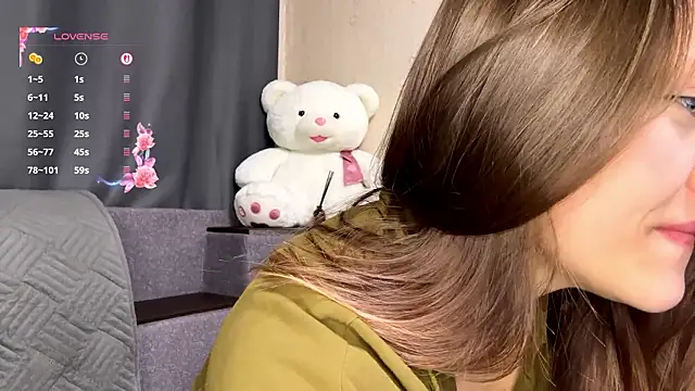 Snapshot of BunnyFleur chatting on February 2026 05:21:01 PM BunnyFleur online show from February 2026 05:21:01 PM