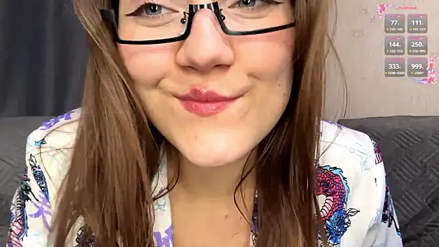 Snapshot of BunnyFleur chatting on March 2026 05:06:01 PM BunnyFleur online show from March 2026 05:06:01 PM