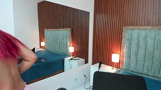 Snapshot of Karina_Towers chatting on March 2026 11:32:01 AM Karina Towers online show from March 2026 11:32:01 AM