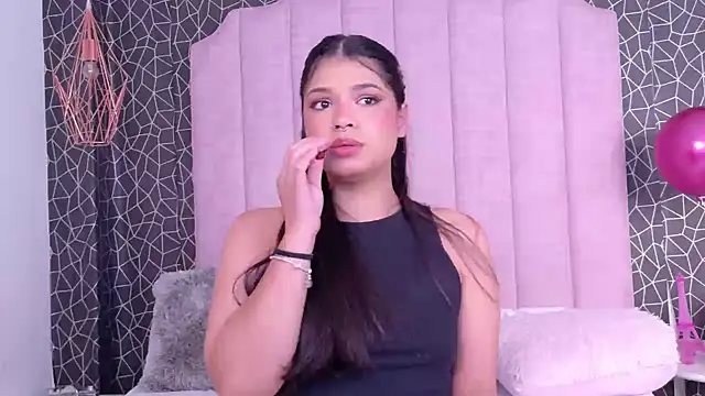 Hana Stone online show from March 2026 11:24:01 PM