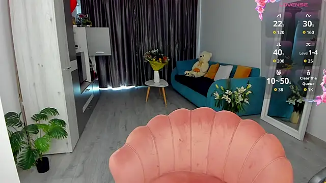 foxii1 online show from March 2026 11:37:02 AM