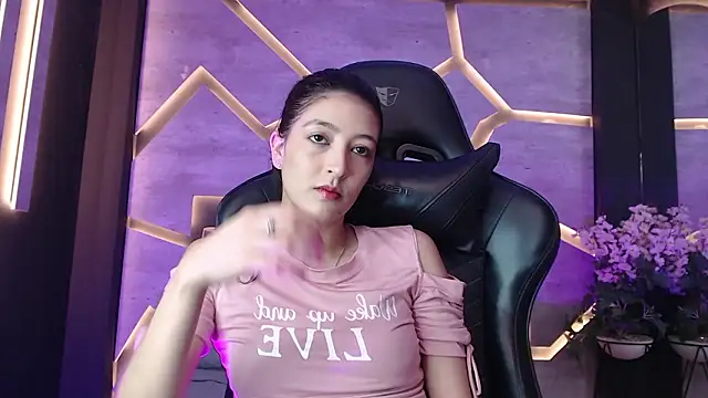 Snapshot of SinLickerr chatting on March 2026 01:06:02 PM SinLickerr online show from March 2026 01:06:02 PM