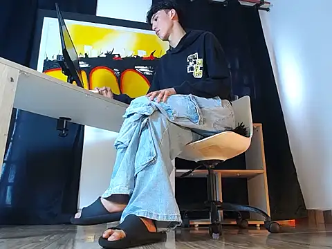 jullian ricci online show from February 2026 07:53:02 PM