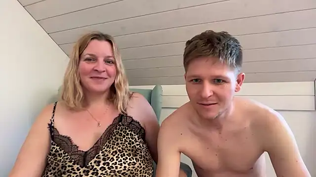 Busenwunder1280 online show from March 2026 08:42:02 AM