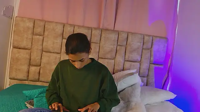 Snapshot of MelanyStone_ chatting on March 2026 01:39:01 PM MelanyStone online show from March 2026 01:39:01 PM