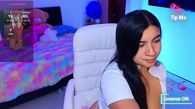 LATINLOVERS 1 online show from May 2026 08:28:01 PM