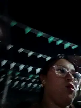 Snapshot of Royal_street_1 chatting on February 2026 03:50:01 AM Royal street 1 online show from February 2026 03:50:01 AM