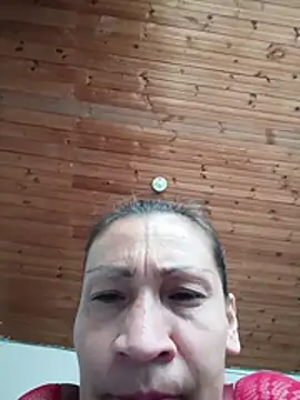 Snapshot of Layla_Zaid chatting on May 2026 01:19:01 PM Layla Zaid online show from May 2026 01:19:01 PM