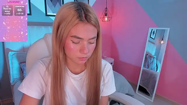 Chris Velvett online show from March 2026 08:53:01 PM