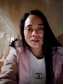 molly-xx online show from April 2026 10:41:02 AM