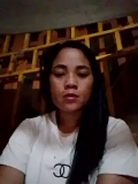 molly-xx online show from April 2026 09:41:02 PM