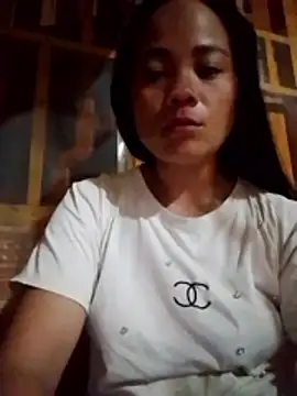 molly-xx online show from June 2026 05:25:01 PM