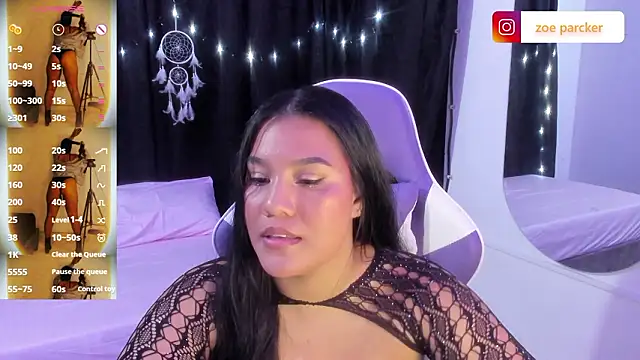 ZoeParcker online show from March 2026 07:32:01 PM