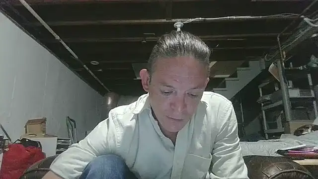Snapshot of ShadowLove85 chatting on June 2026 03:40:01 AM ShadowLove85 online show from June 2026 03:40:01 AM