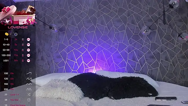 Snapshot of vaelina_angels chatting on February 2026 11:42:01 AM vaelina angels online show from February 2026 11:42:01 AM