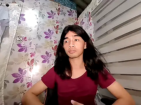 reinaortegax online show from April 2026 12:28:01 PM