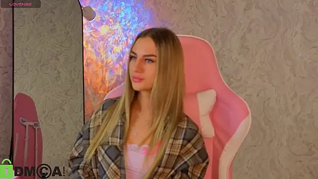 Snapshot of Silen_Tori chatting on February 2026 05:14:01 AM Silen Tori online show from February 2026 05:14:01 AM