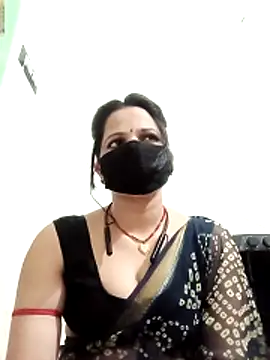 Snapshot of karishma_Bhabhi chatting on May 2026 04:13:02 PM karishma Bhabhi online show from May 2026 04:13:02 PM