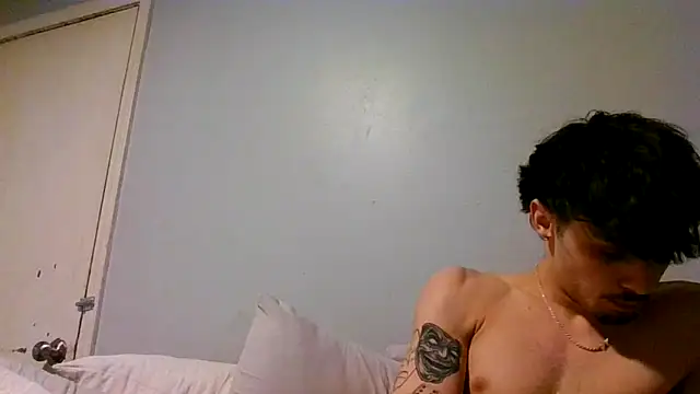 Snapshot of benriskey12 chatting on March 2026 08:50:01 AM benriskey12 online show from March 2026 08:50:01 AM