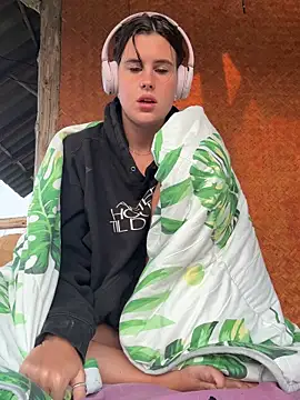 fairy bell online show from February 2026 01:01:02 AM