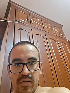 Andresz94 online show from February 2026 12:05:02 AM