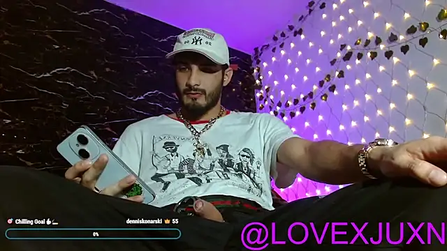 LovexJuxn8 online show from April 2026 09:21:02 PM