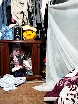 Snapshot of cute-shine chatting on March 2026 04:39:01 AM cute-shine online show from March 2026 04:39:01 AM