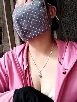 Snapshot of cute-shine chatting on March 2026 08:29:02 AM cute-shine online show from March 2026 08:29:02 AM