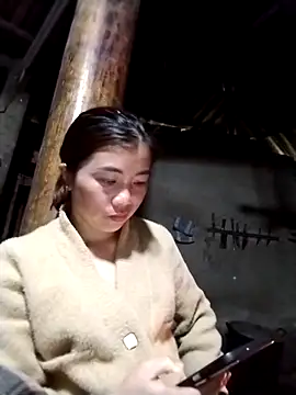 Snapshot of lovely-742 chatting on March 2026 04:07:02 AM lovely-742 online show from March 2026 04:07:02 AM