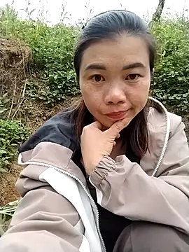 Snapshot of lovely-742 chatting on April 2026 02:01:01 AM lovely-742 online show from April 2026 02:01:01 AM