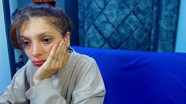 Snapshot of barby_jones25 chatting on February 2026 12:12:01 PM barby jones25 online show from February 2026 12:12:01 PM