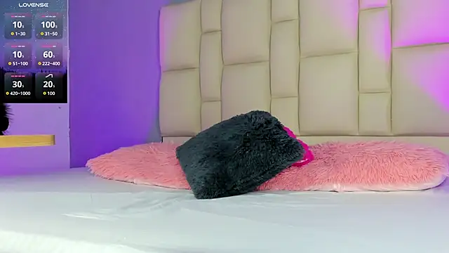 Snapshot of Zaphiro__Sky chatting on March 2026 08:42:01 AM Zaphiro Sky online show from March 2026 08:42:01 AM