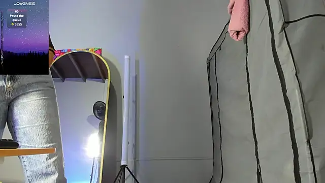 Snapshot of Zaphiro__Sky chatting on March 2026 08:43:02 AM Zaphiro Sky online show from March 2026 08:43:02 AM