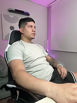  robertobaggioo online show from March 2026 12:27:01 PM