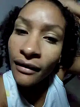 Snapshot of mailyn_gold chatting on March 2026 04:16:01 AM mailyn gold online show from March 2026 04:16:01 AM