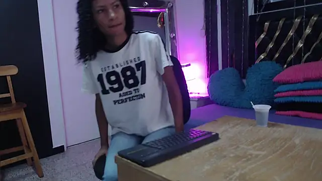 mailyn gold online show from May 2026 11:37:01 AM