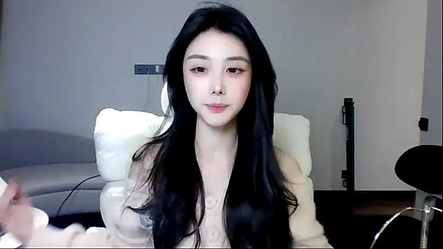 MedeLineayr online show from March 2026 03:40:01 PM