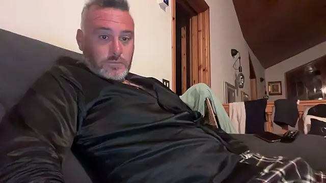 marcovik1 online show from May 2026 07:31:01 PM