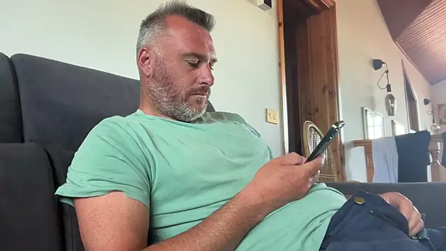 marcovik1 online show from May 2026 10:22:02 AM