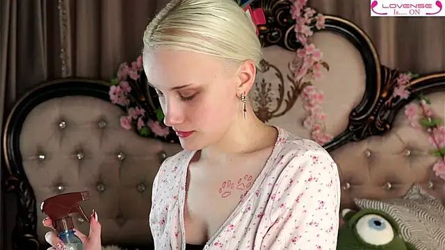 KirstinMcgeady online show from May 2026 11:16:02 AM