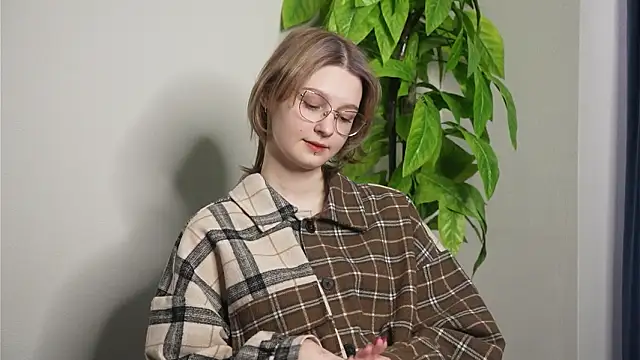 FlorindaZarcone online show from February 2026 09:15:01 AM