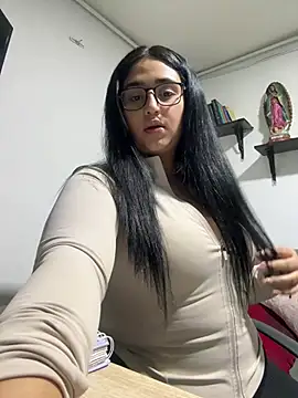 Snapshot of Curvy_sweet chatting on March 2026 01:11:02 AM Curvy sweet online show from March 2026 01:11:02 AM