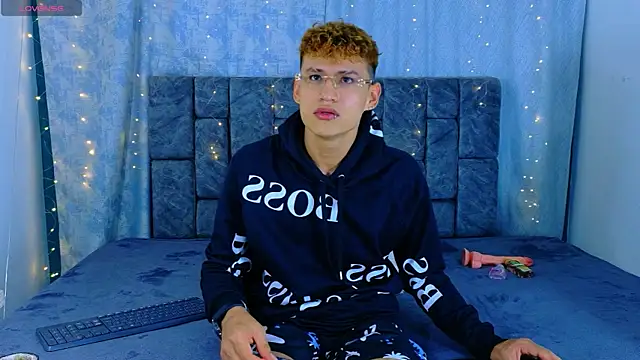 NicolasTorrez online show from May 2026 02:40:01 AM