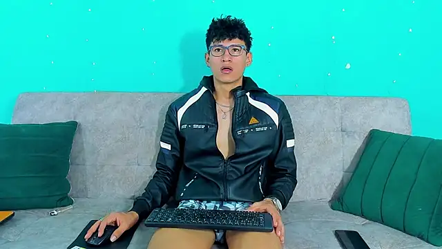 NicolasTorrez online show from June 2026 03:25:02 PM