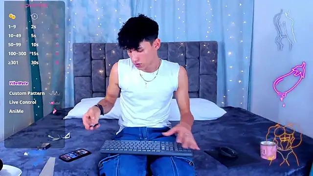 NicolasTorrez online show from June 2026 02:49:01 AM