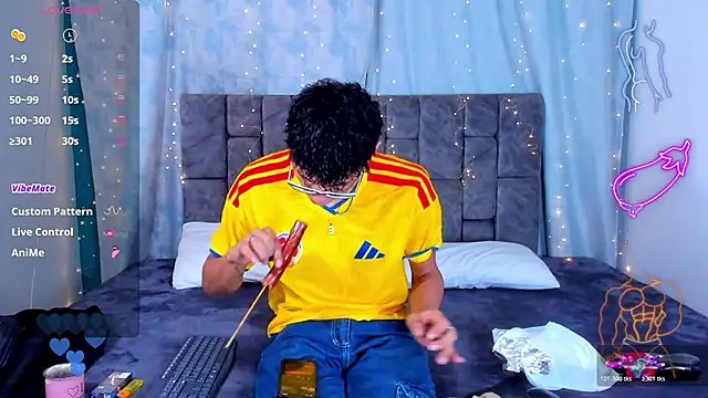NicolasTorrez online show from June 2026 04:40:01 AM