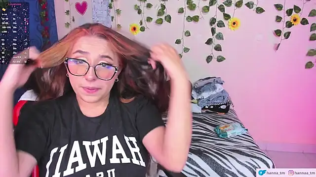 Snapshot of Hanna_Tm chatting on March 2026 03:40:01 AM Hanna Tm online show from March 2026 03:40:01 AM